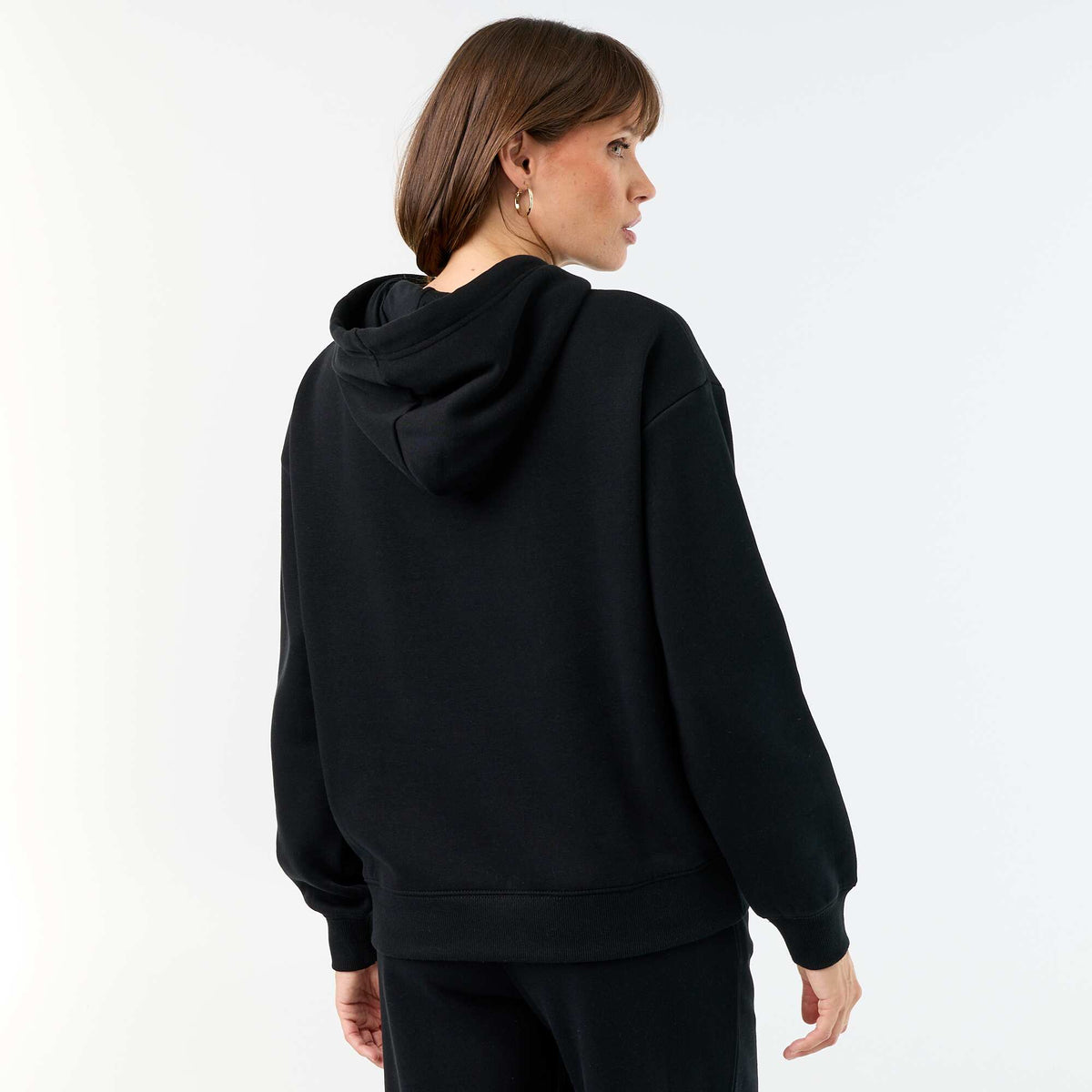 Sweat à capuche uni avec poche kangourou NOIR