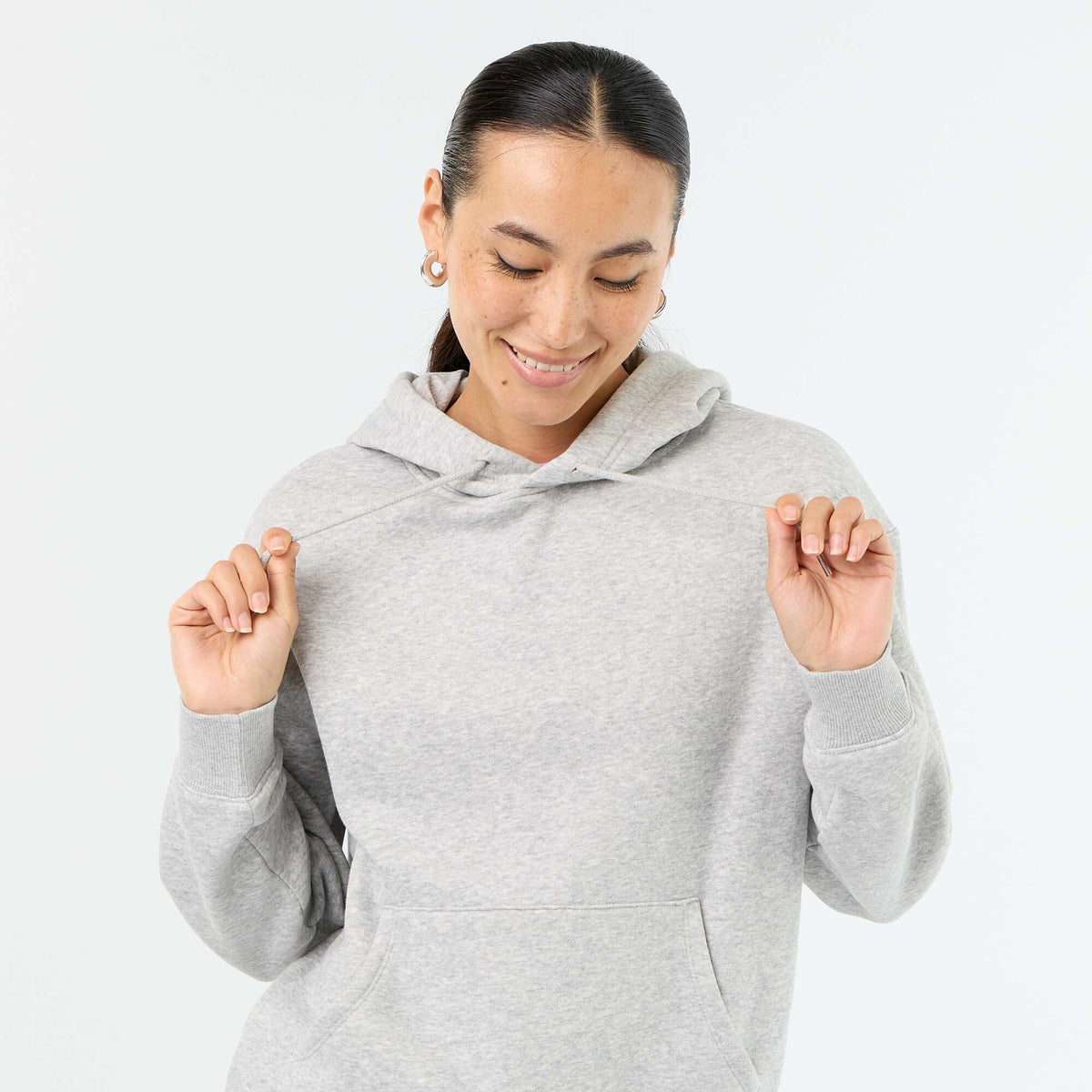 Sweat à capuche uni avec poche kangourou GRIS