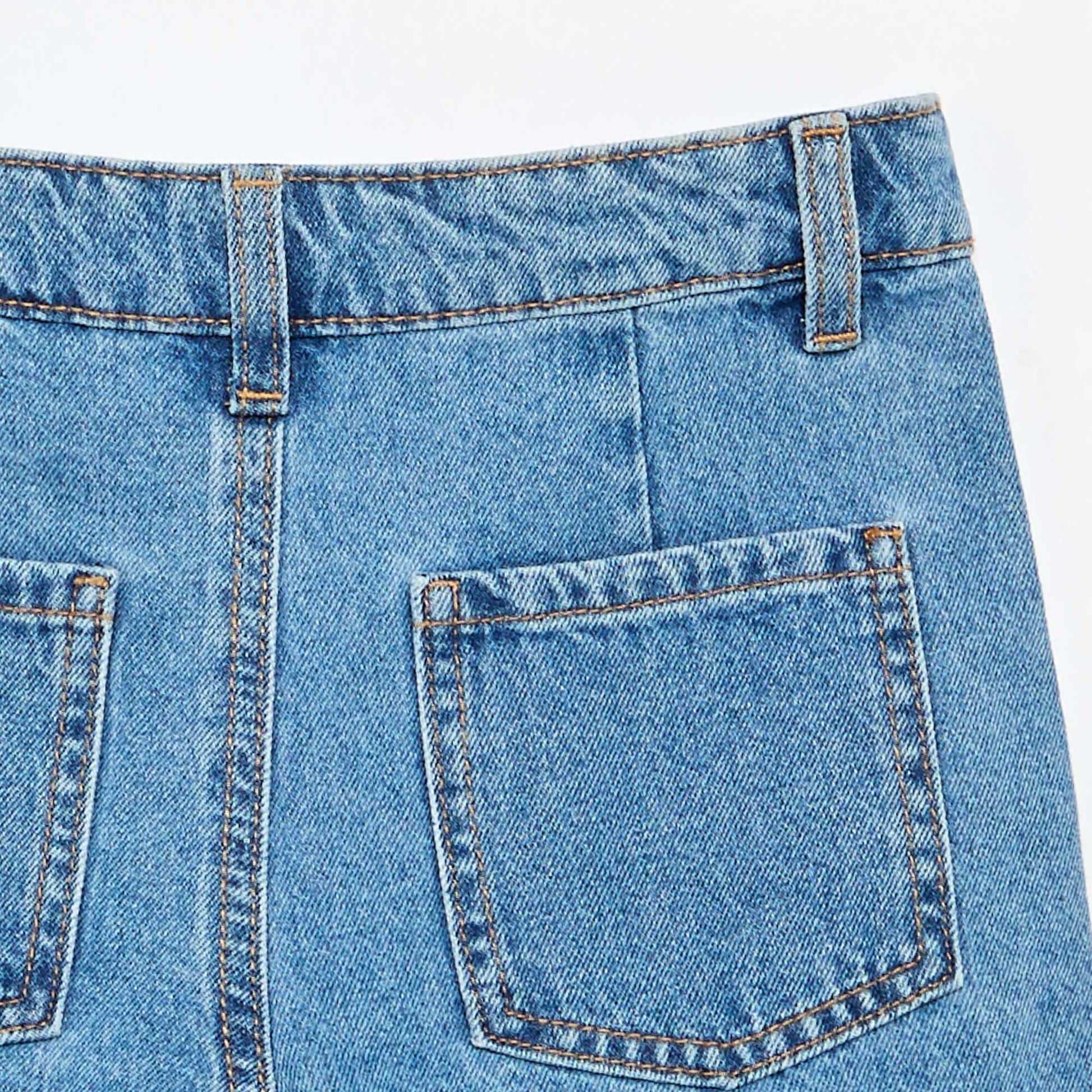 Short en denim avec effet plissé BLEU