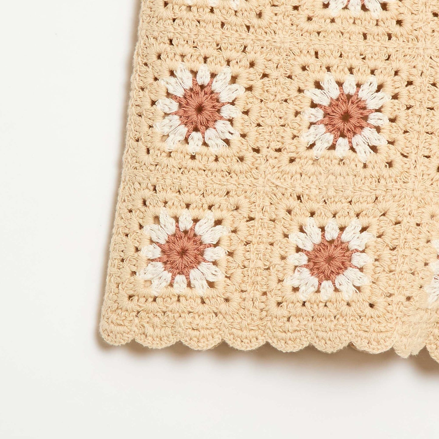 Short en crochet avec motif BEIGE