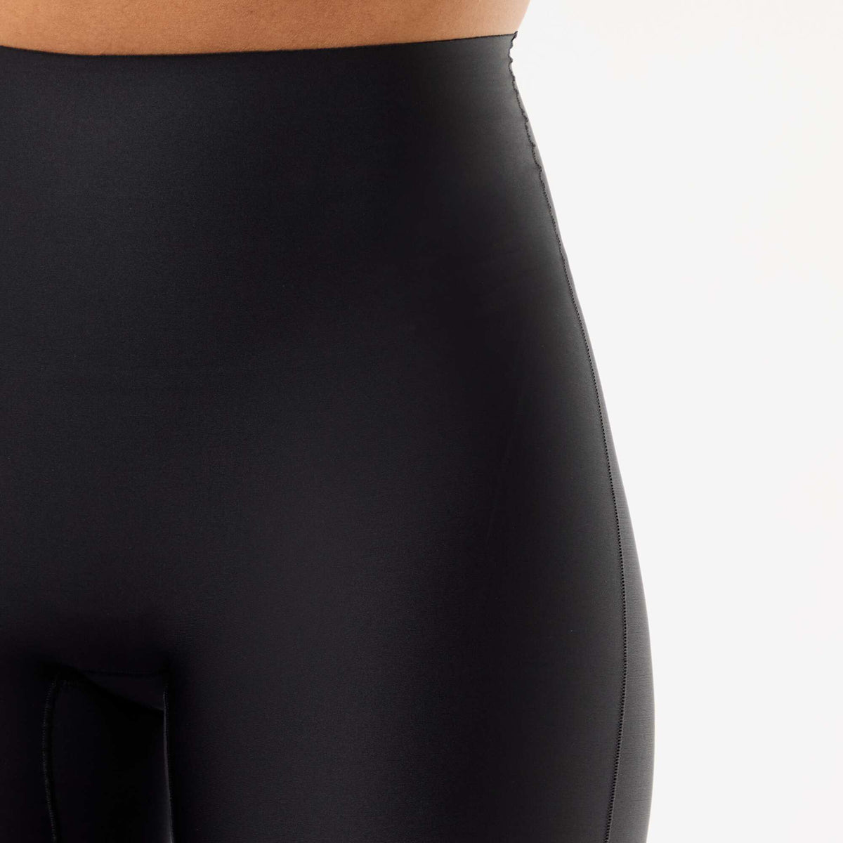 Cycliste en microfibre shapewear NOIR