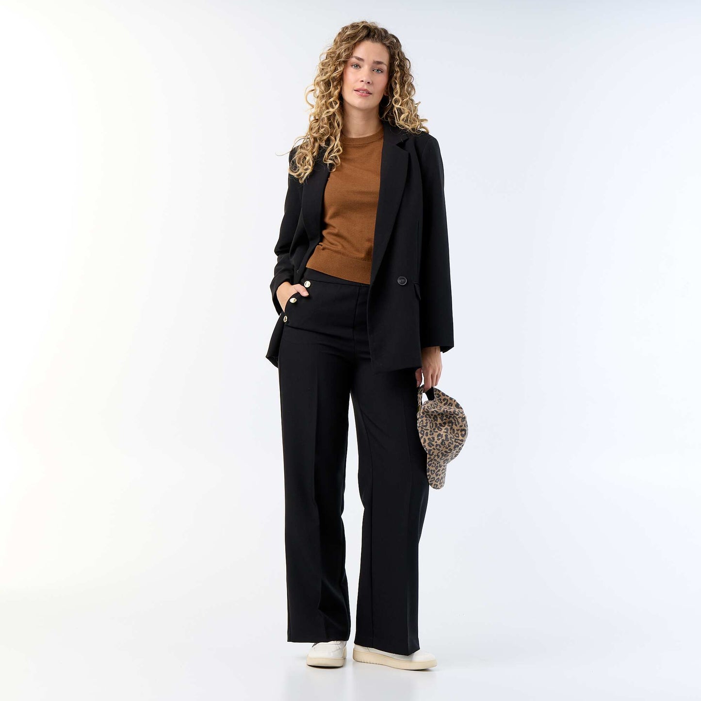 Pantalon large avec boutons dorés fantaisies sur les poches NOIR