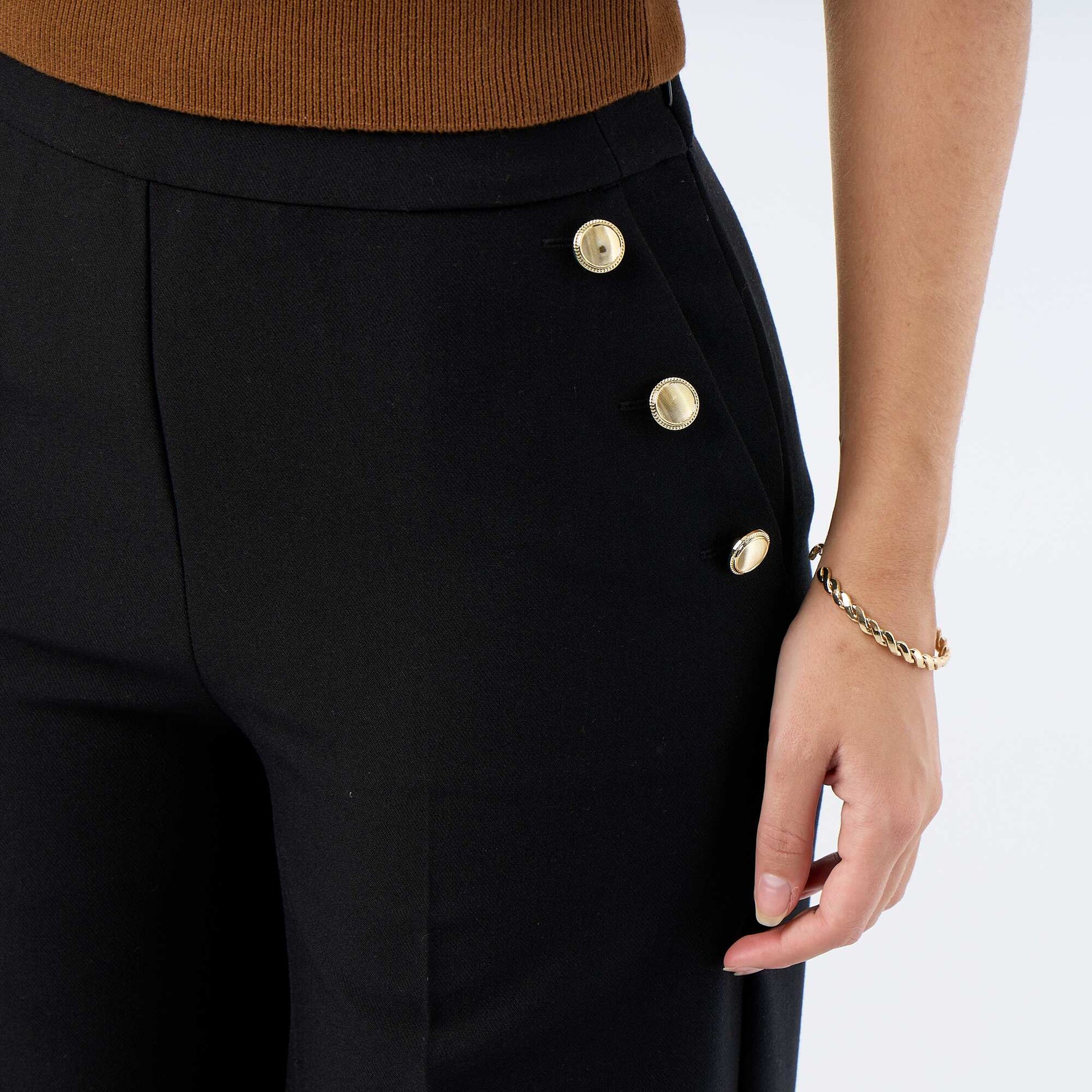 Pantalon large avec boutons dorés fantaisies sur les poches NOIR