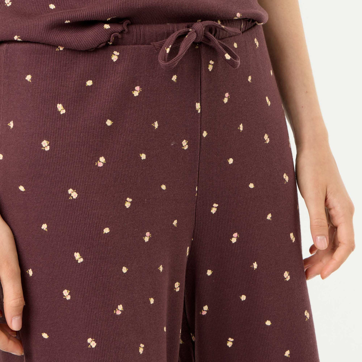 Pantalon de pyjama en maille côtelée MARRON FONCé