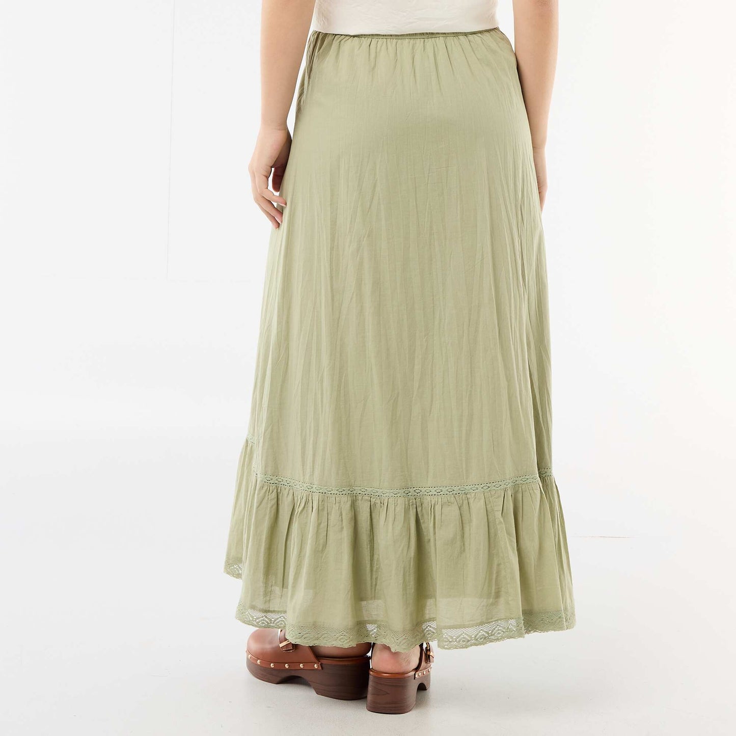 Jupe longue évasée avec macramé VERT