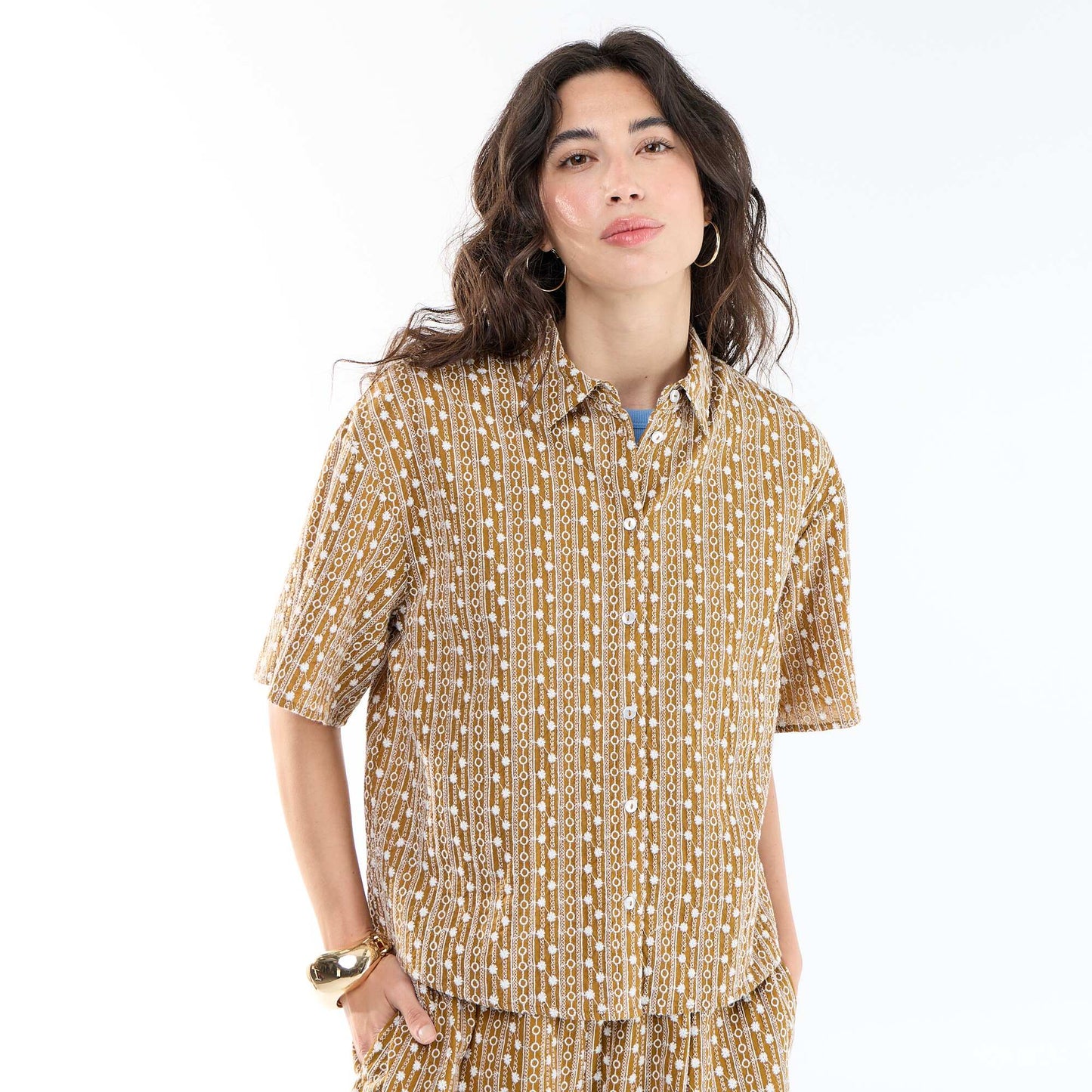 Chemise à manches courtes avec broderies MARRON