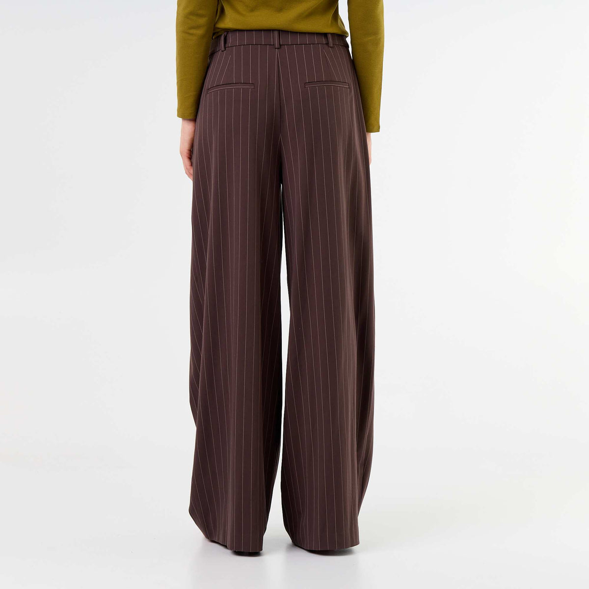 Pantalon large taille haute à pinces MARRON