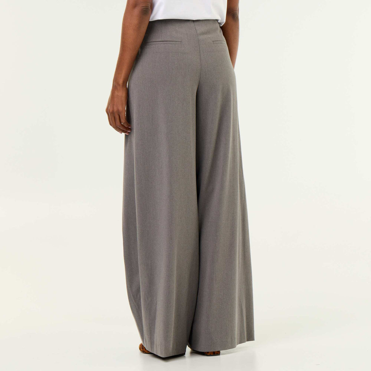 Pantalon large taille haute à pinces GRIS