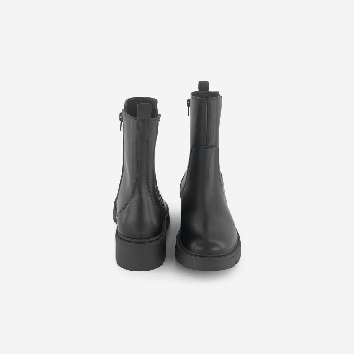 Boots talons plats NOIR