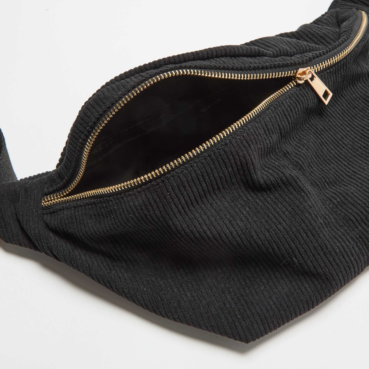 Banane en velours NOIR