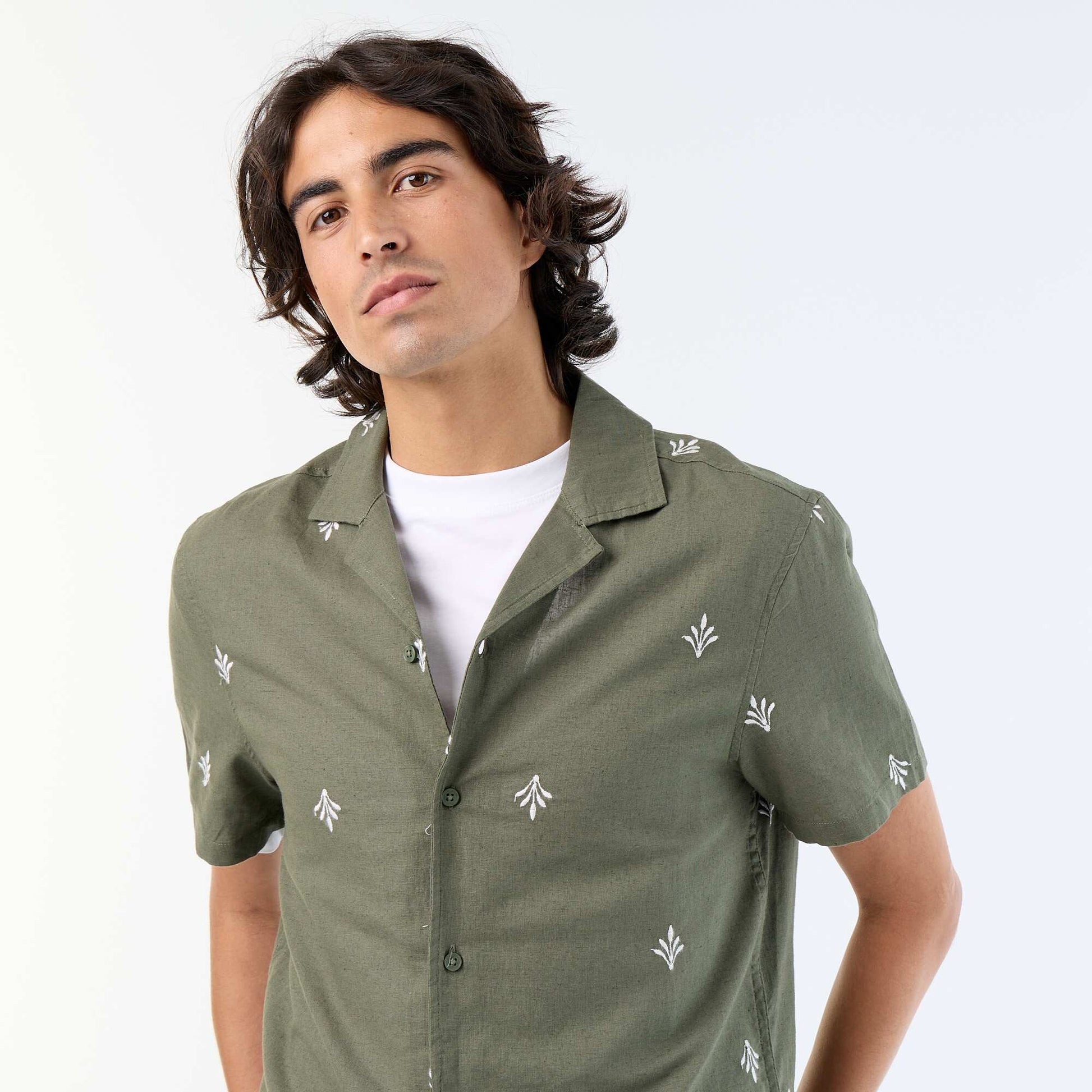 Chemise à manche courtes avec broderies VERT