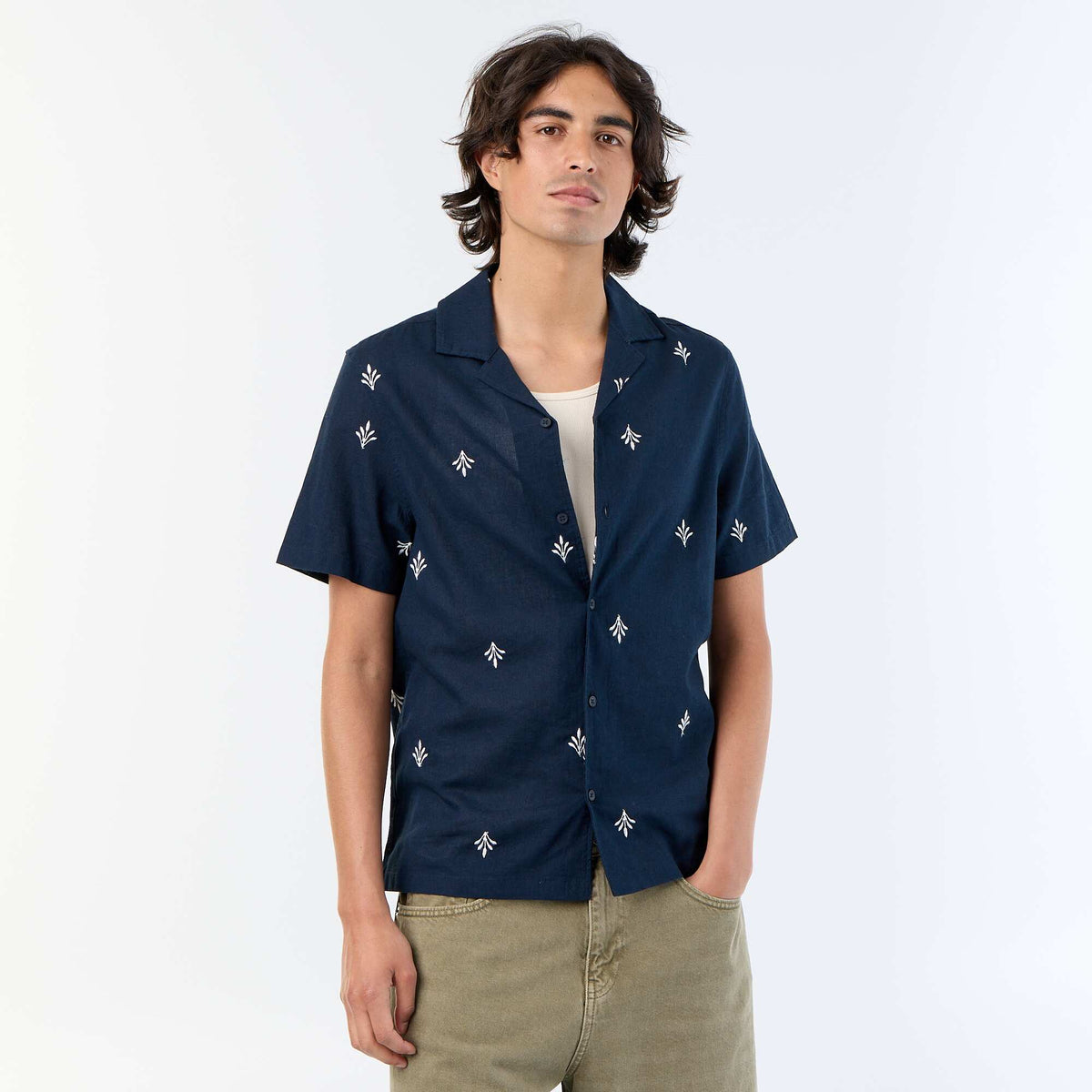 Chemise à manche courtes avec broderies BLEU