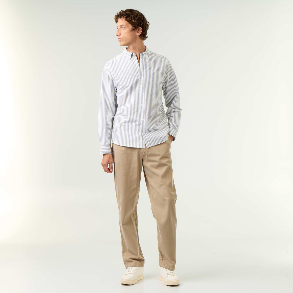 Chemise rayée avec col boutonné VERT