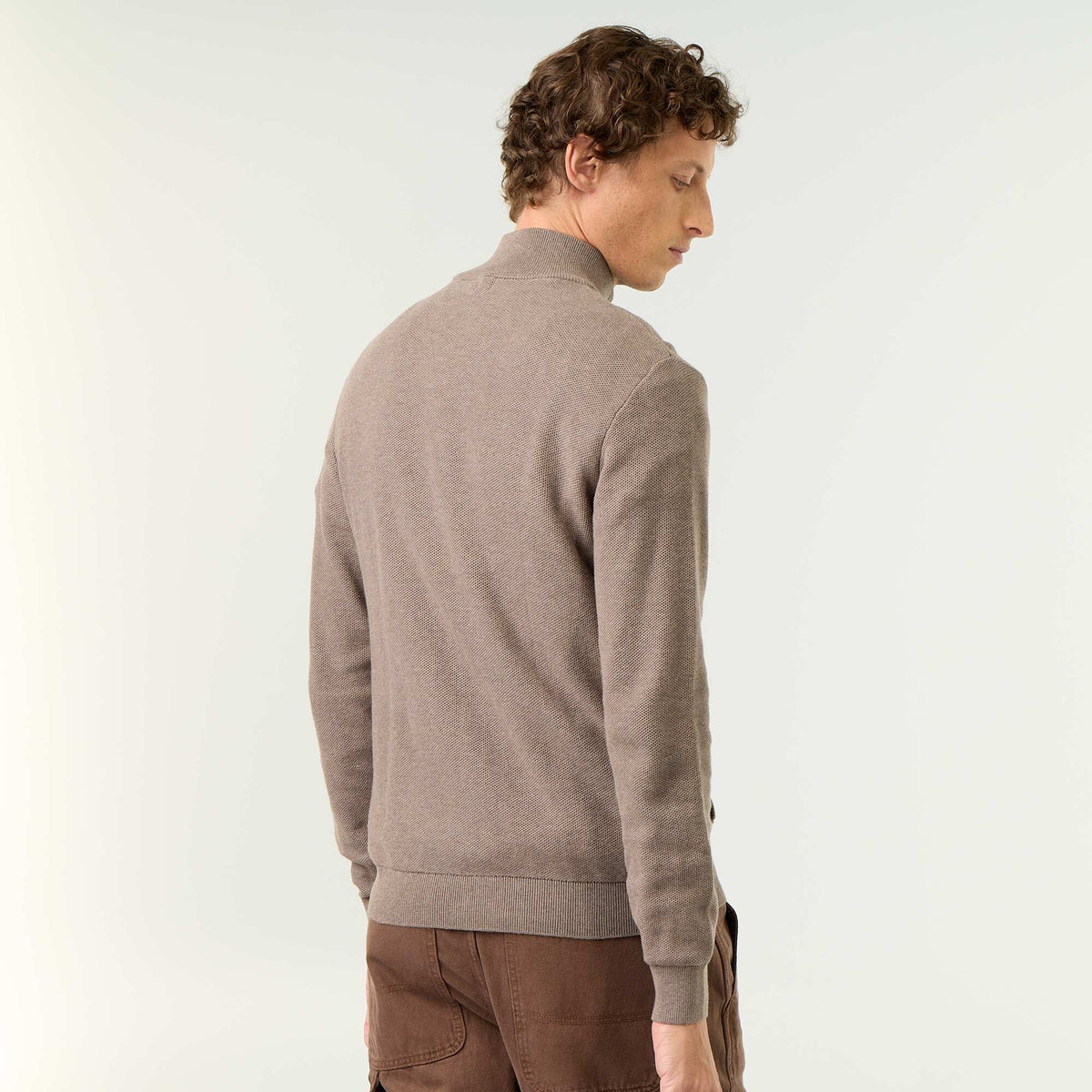 Gilet en maille fine jauge zippé MARRON