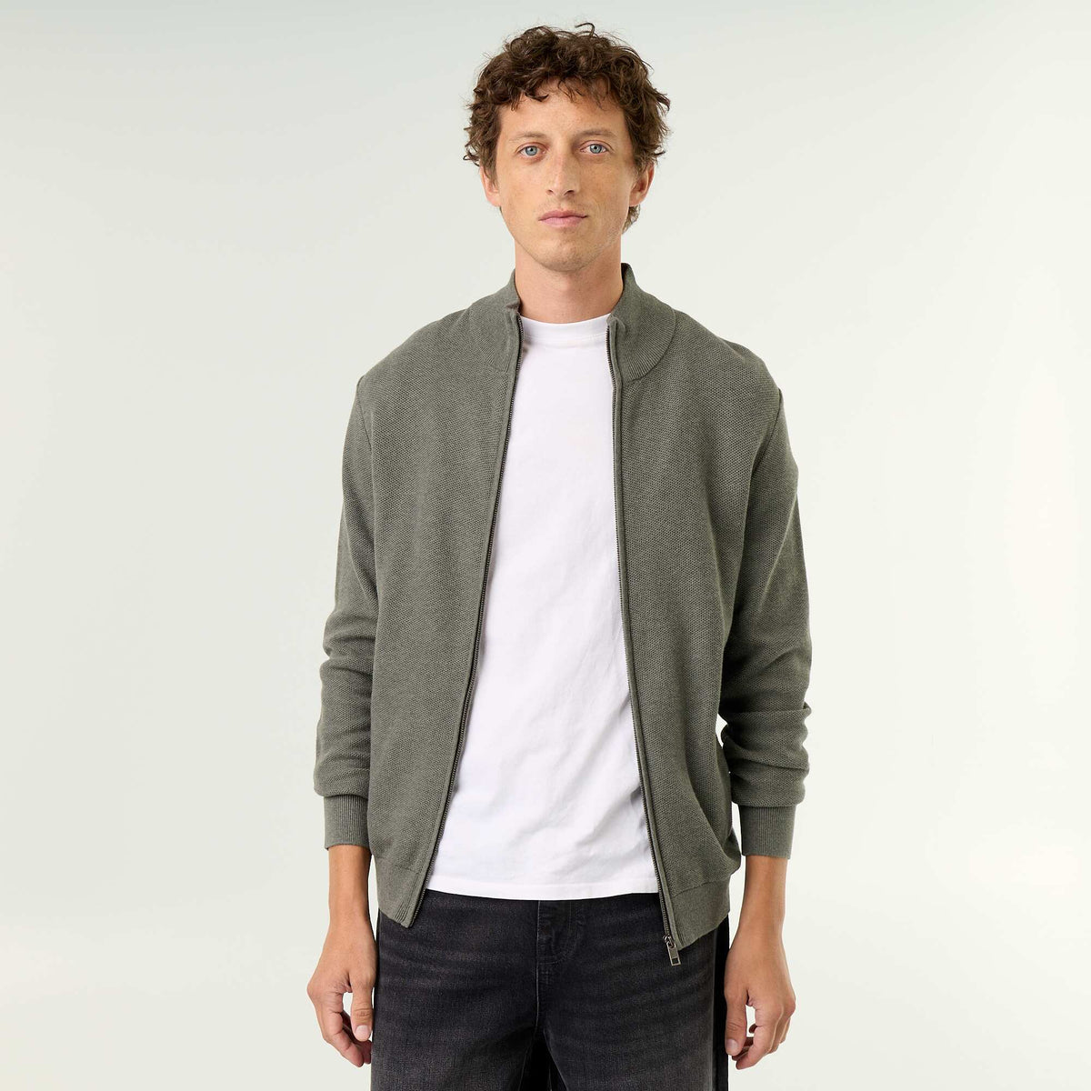 Gilet en maille fine jauge zippé VERT