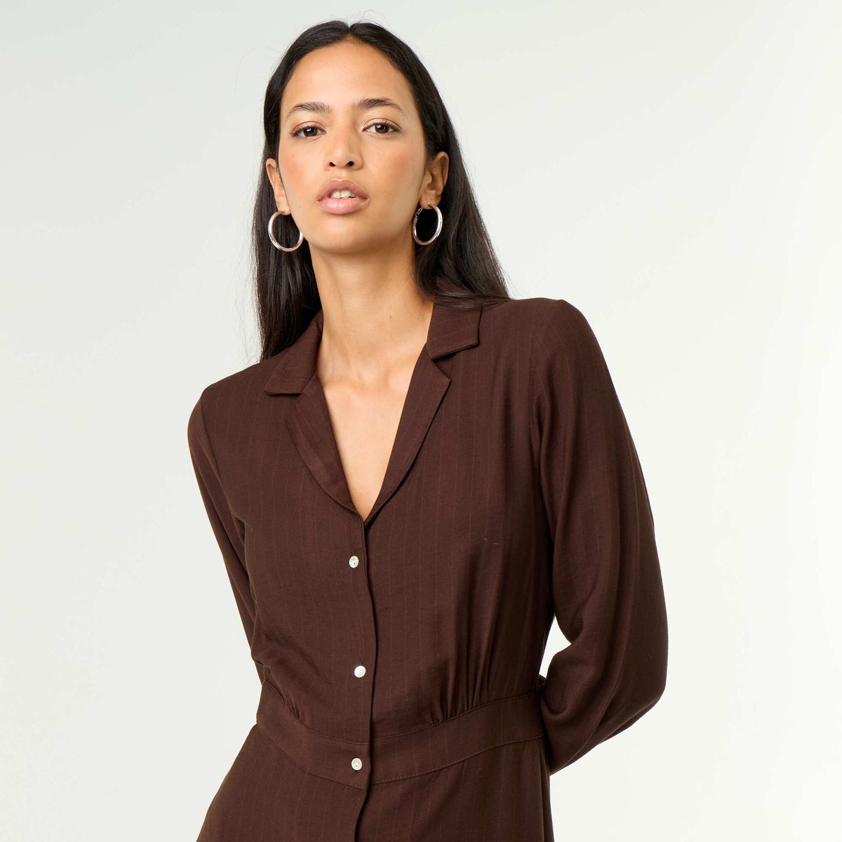 Robe longue coupe chemise MARRON