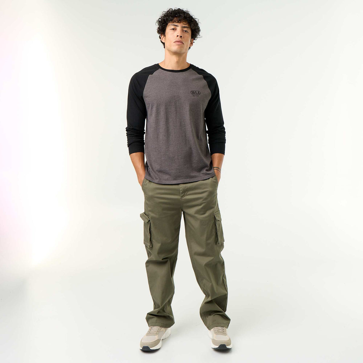 Pantalon multipoche regular fit VERT