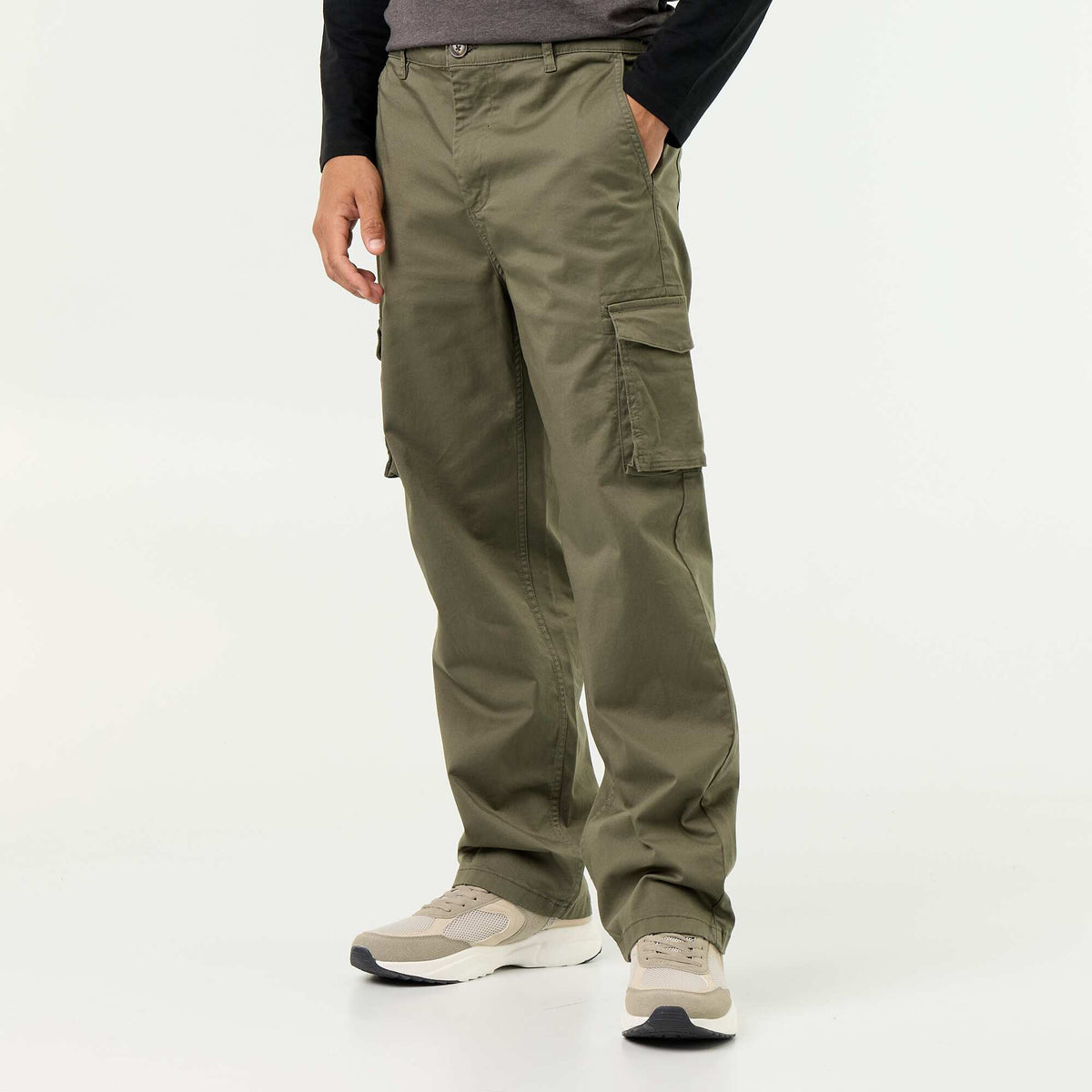 Pantalon multipoche regular fit VERT