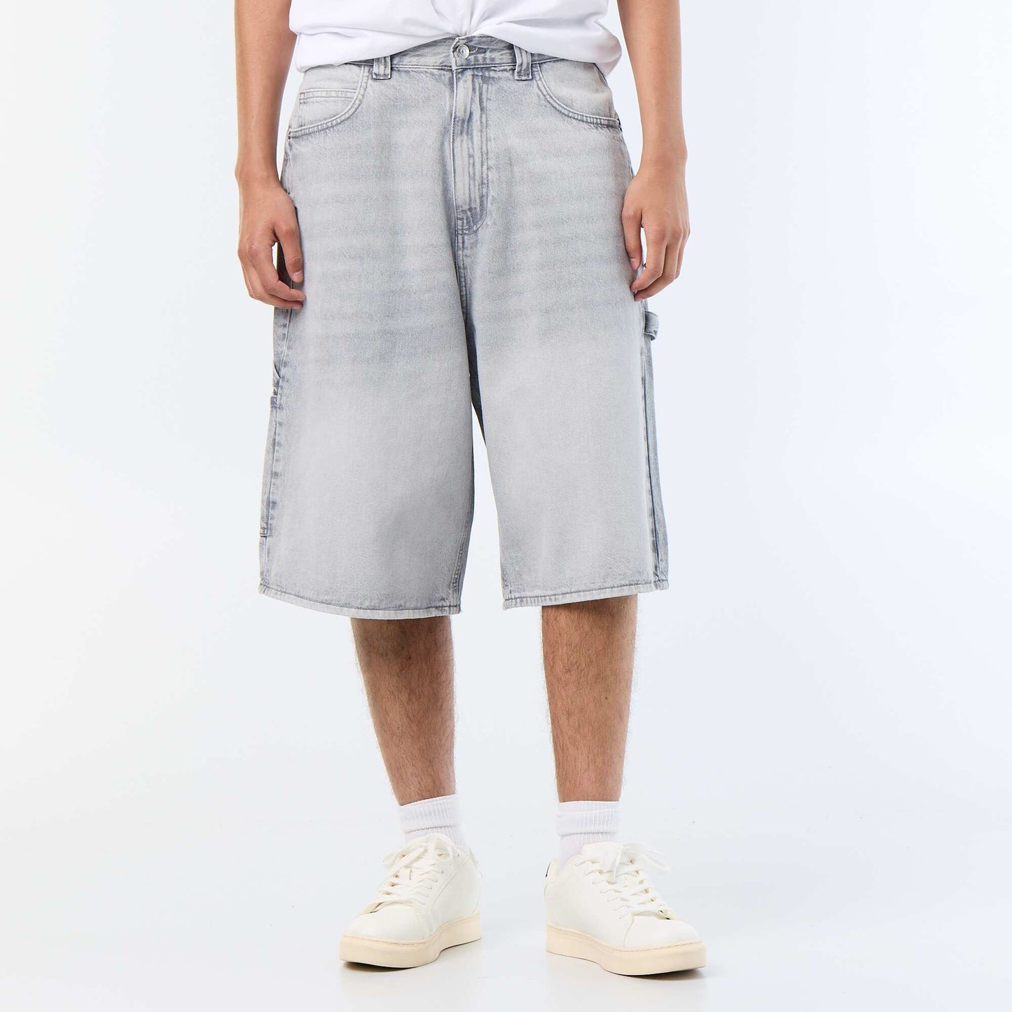 Bermuda en jean style carpenter GRIS