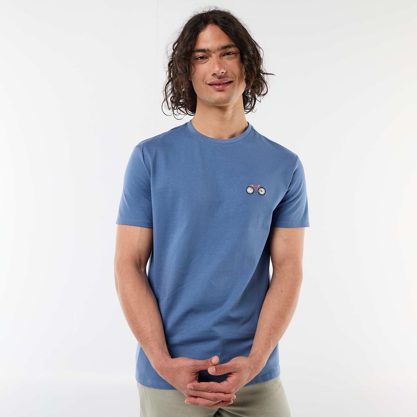 T-shirt uni à manches courtes avec broderie BLEU