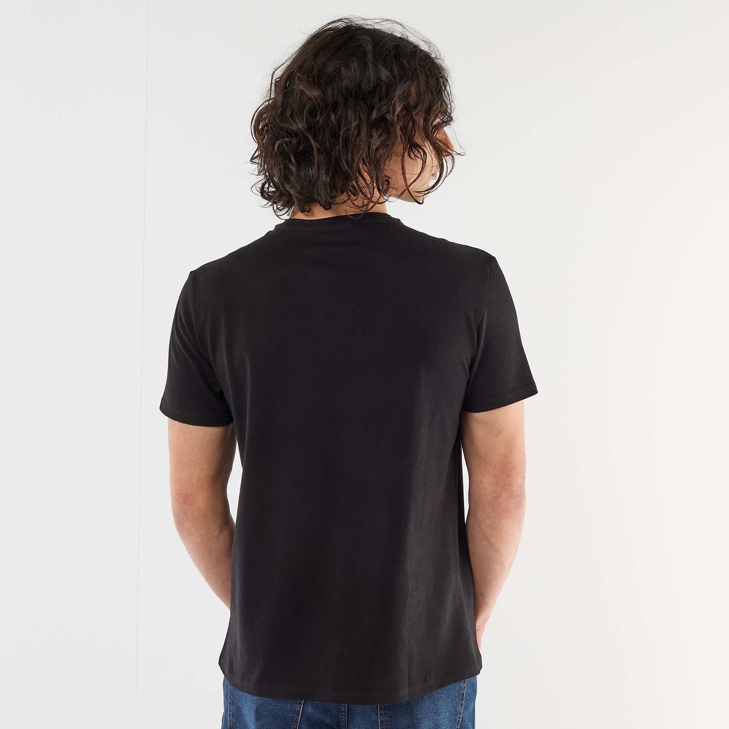 T-shirt uni à manches courtes avec broderie NOIR