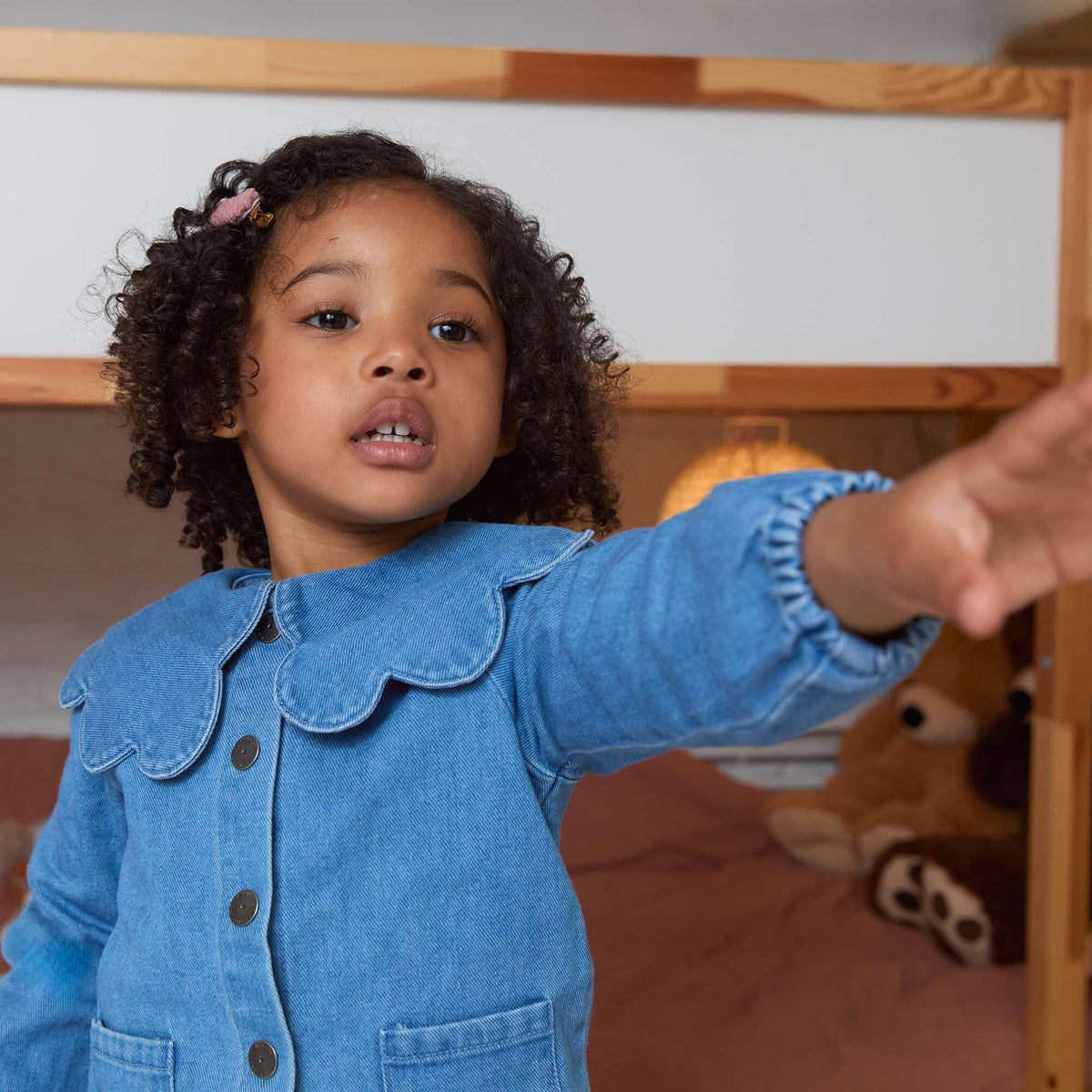 Chemise en denim avec col claudine BLEU