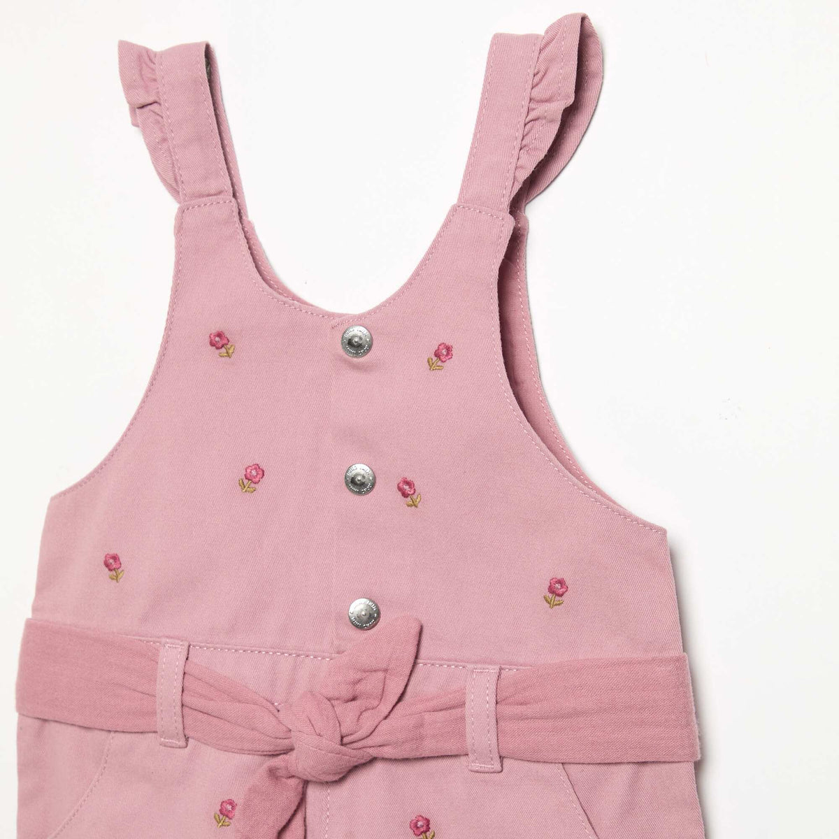 Combinaison short avec broderies ROSE