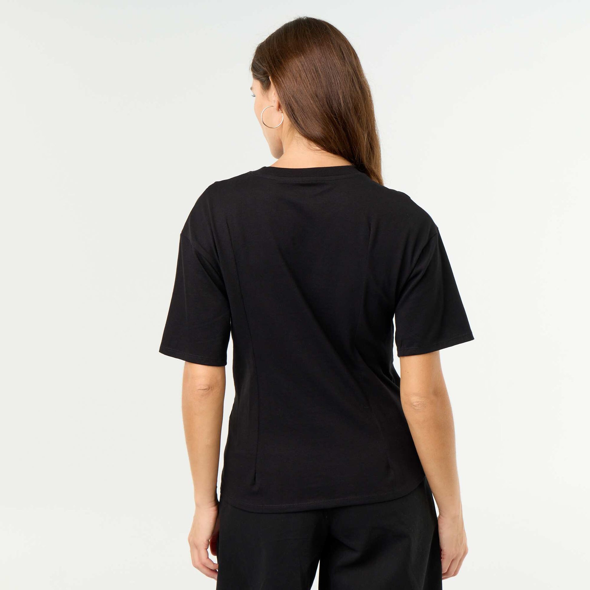 T-shirt à manches courtes avec bijou coquillage NOIR