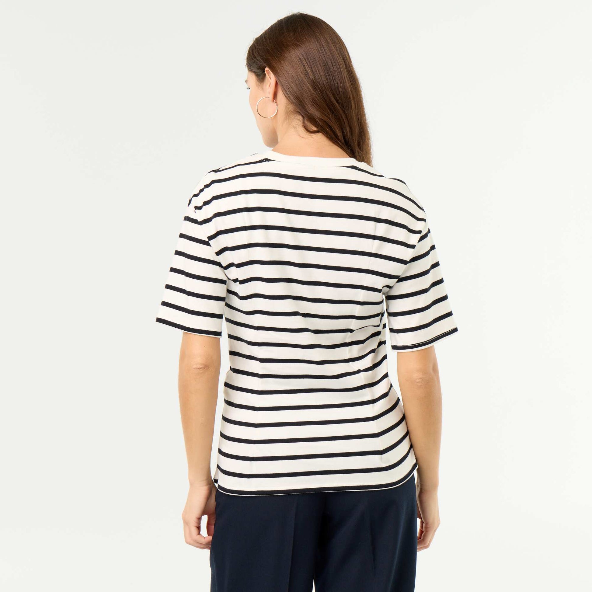 T-shirt à manches courtes avec bijou coquillage BLANC