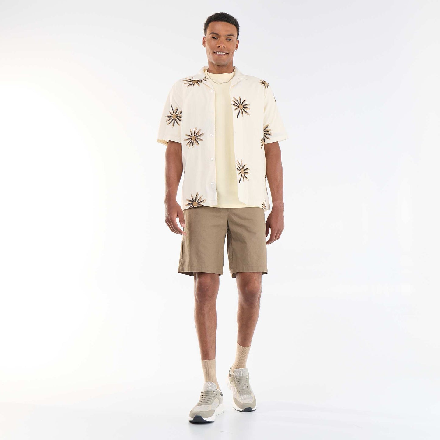 Chemise manches courtes à motif brodé BEIGE