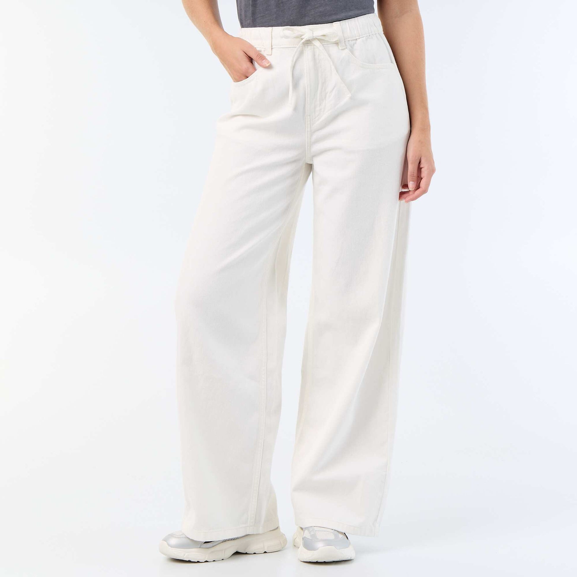 Jean wide leg / coupe large avec ceinture à nouer BEIGE