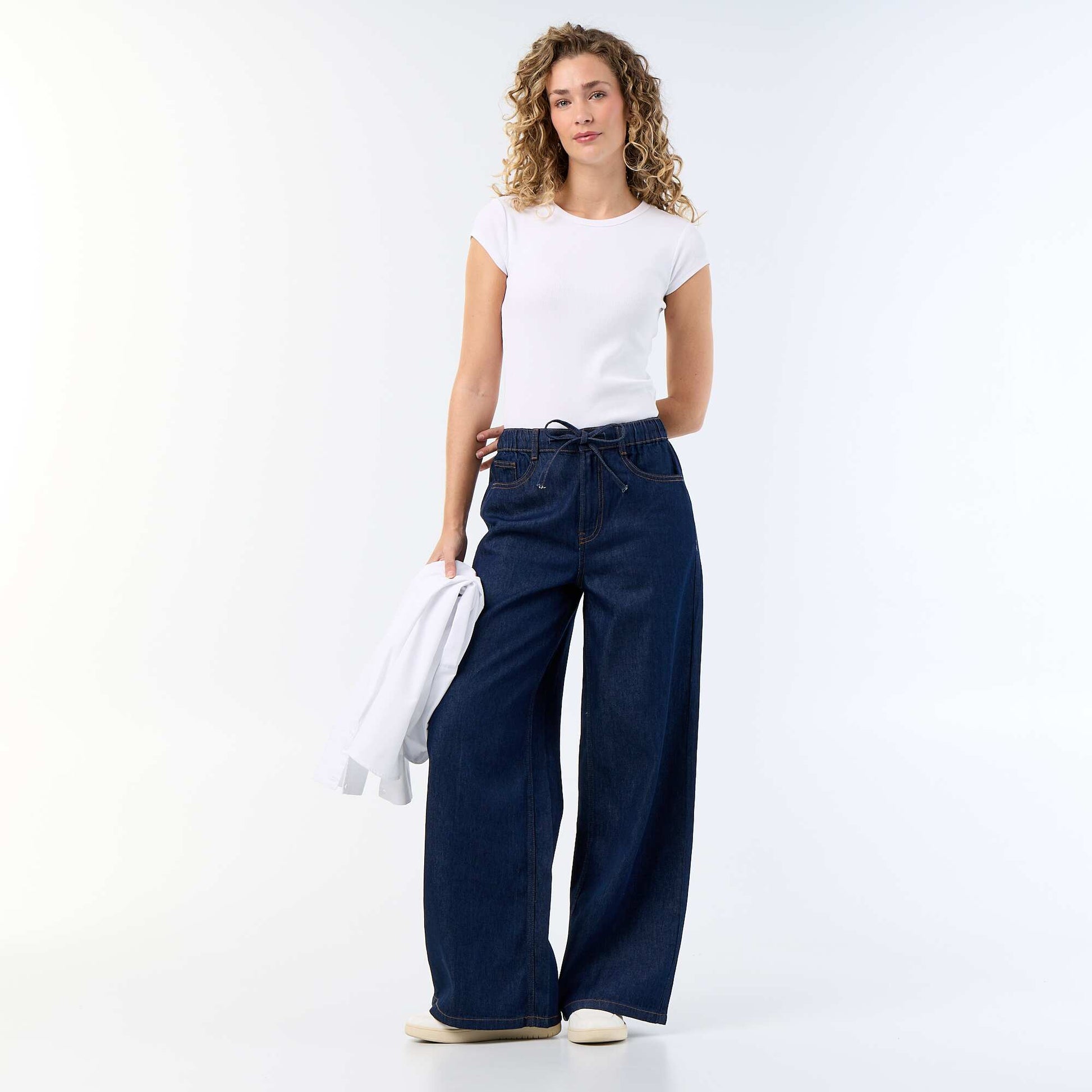 Jean wide leg / coupe large avec ceinture à nouer BLEU