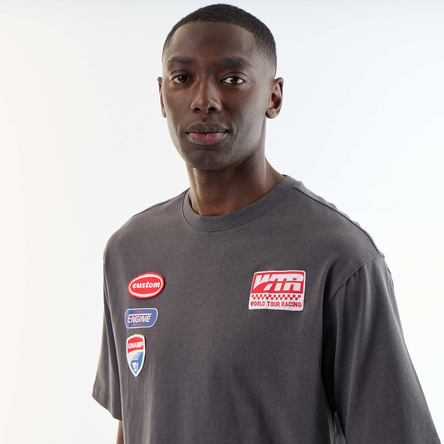 T-shirt homme en coton à broderie et col rond GRIS