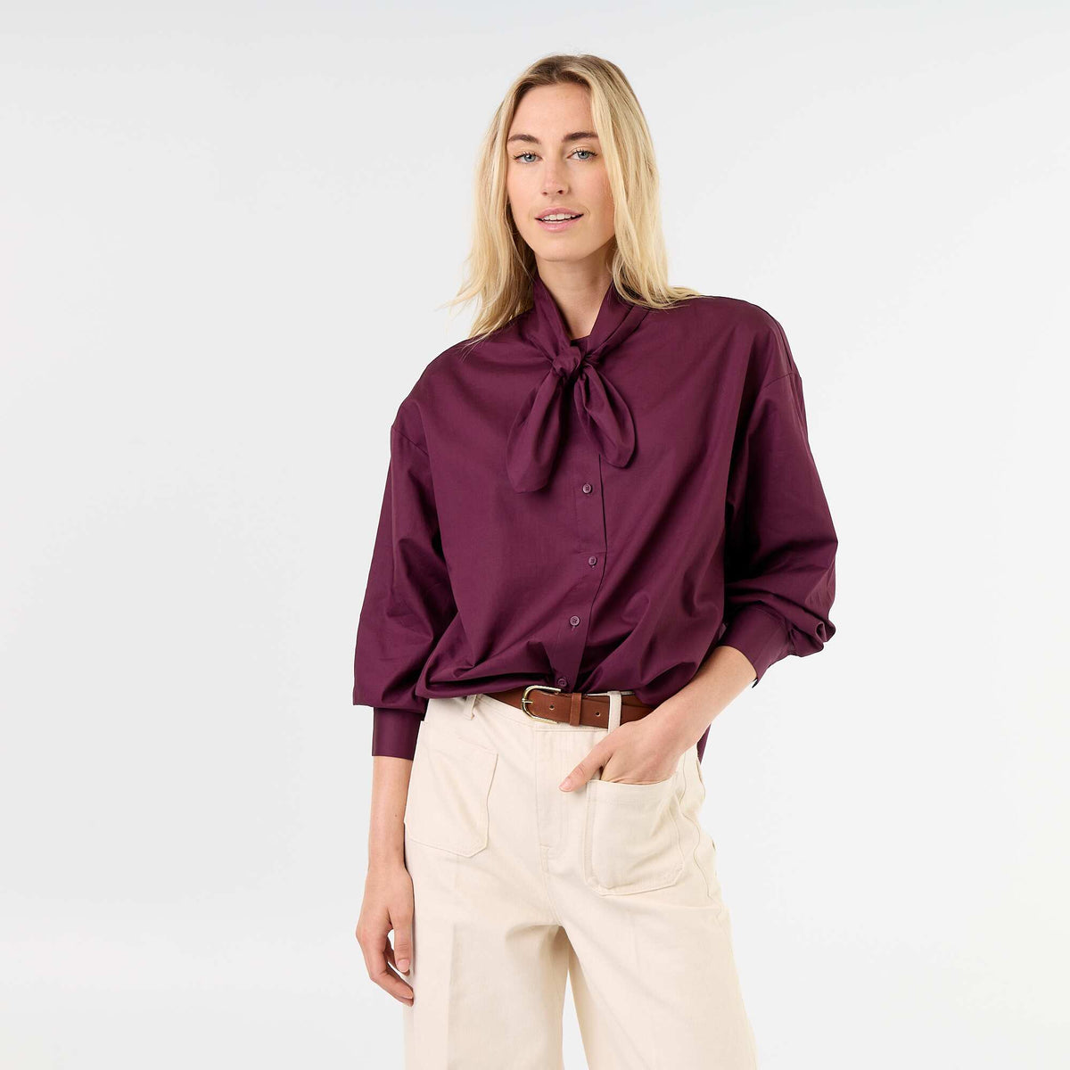 Chemise ample à manches longues et col lavallière ROSE