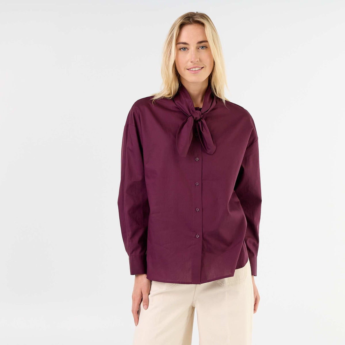 Chemise ample à manches longues et col lavallière ROSE
