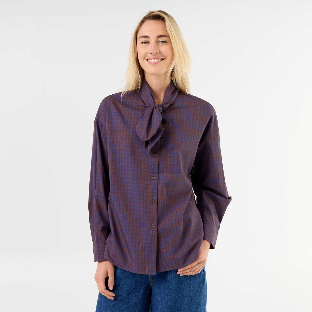 Chemise ample à manches longues et col lavallière MARRON