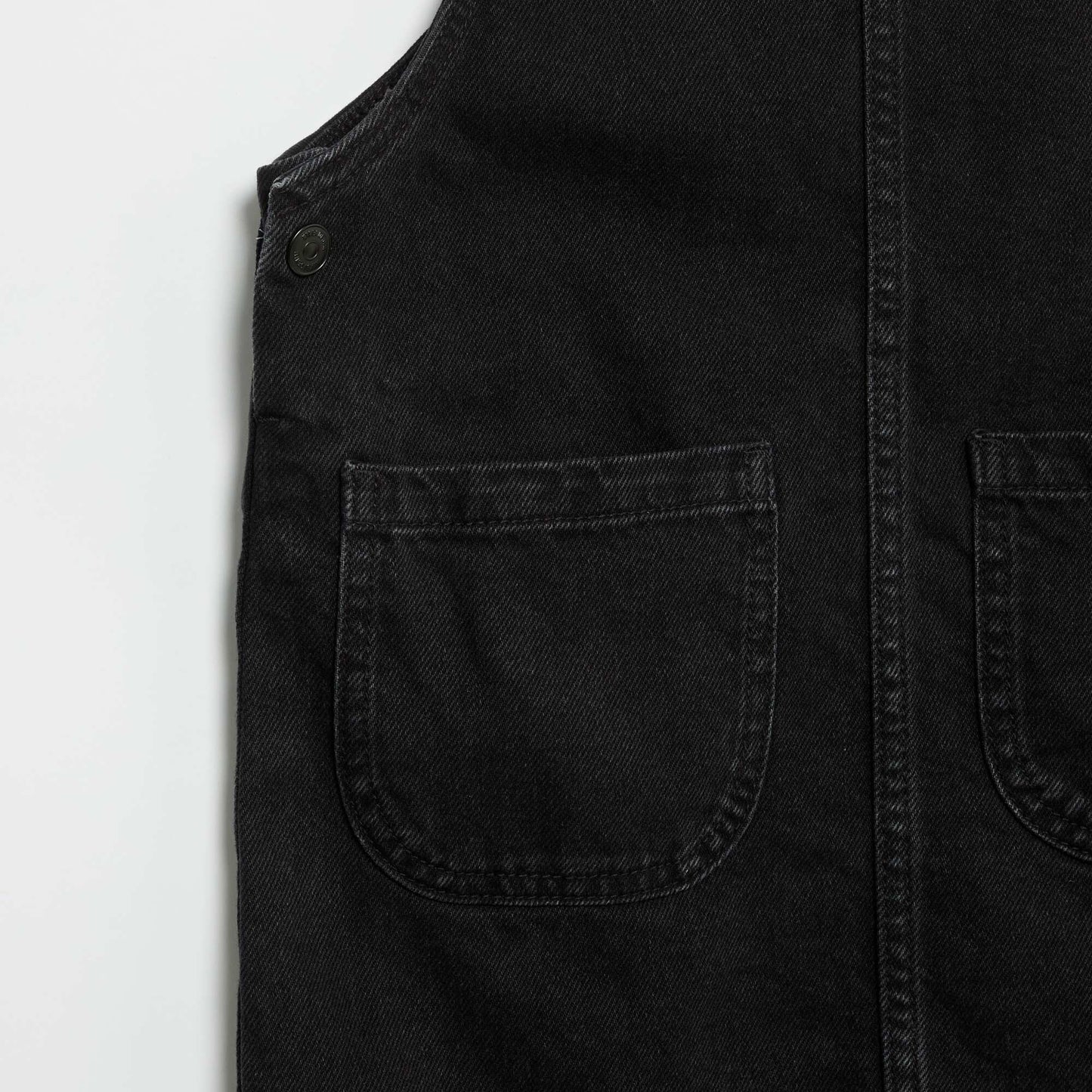 Robe salopette en jean avec 2 poches plaquées NOIR