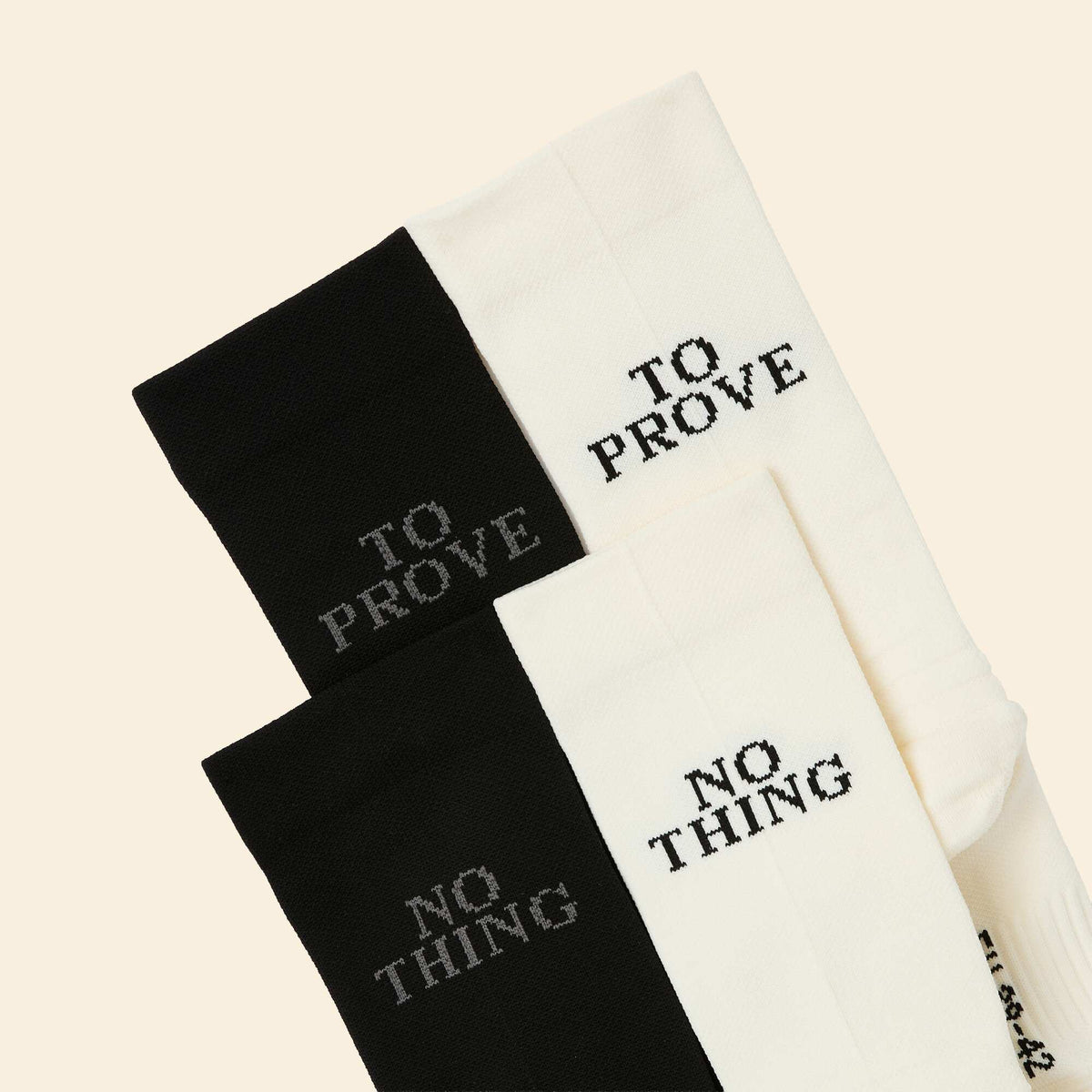 Lot 2 chaussettes avec inscription NOIR