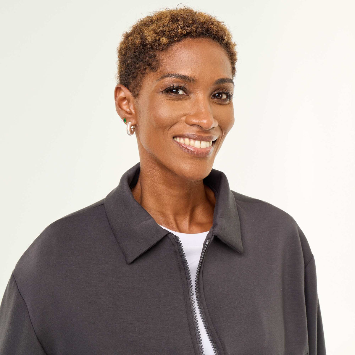 Sweat zippé avec col chemise NOIR