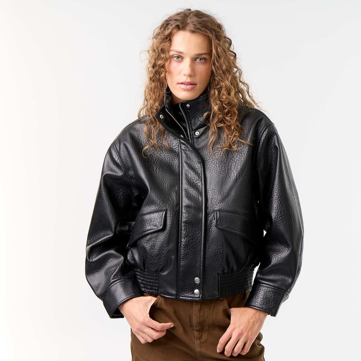 Blouson oversize en simili à col montant NOIR