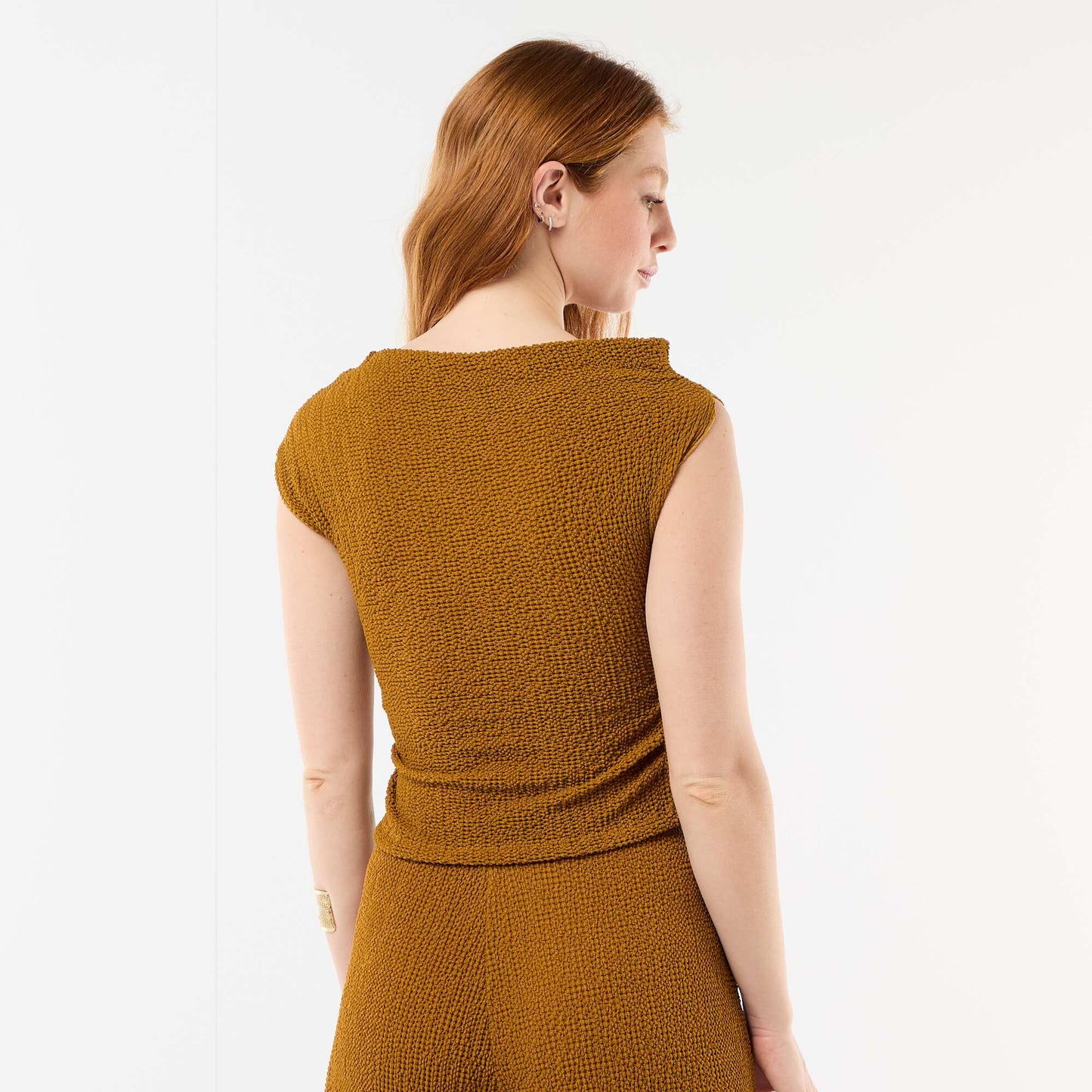 Top stretch uni asymétrique sans manches MARRON