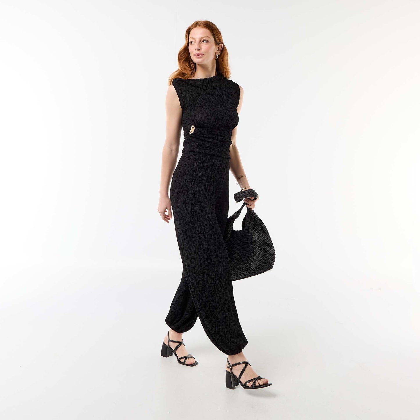 Top stretch uni asymétrique sans manches NOIR