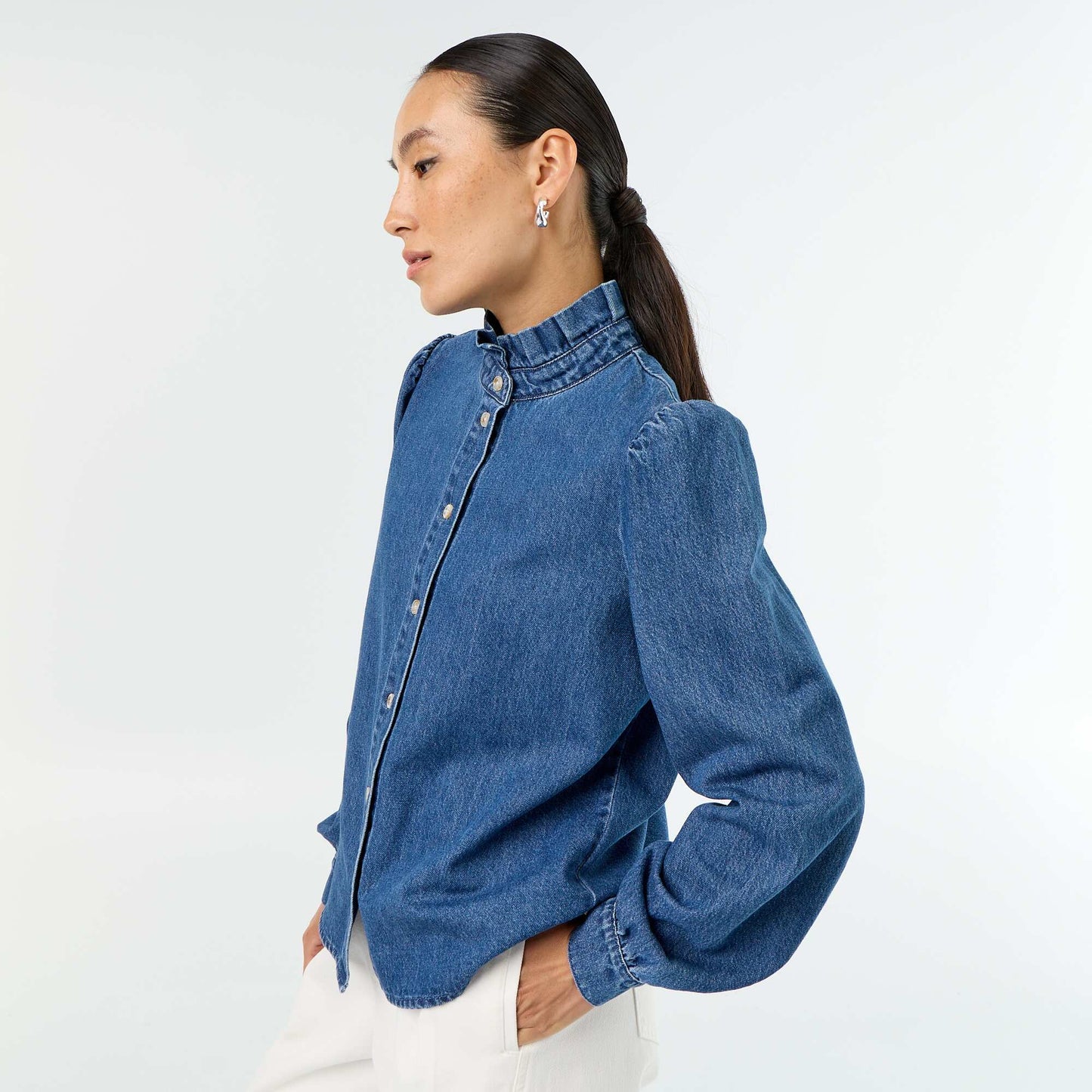Blouse en denim avec col volanté BLEU
