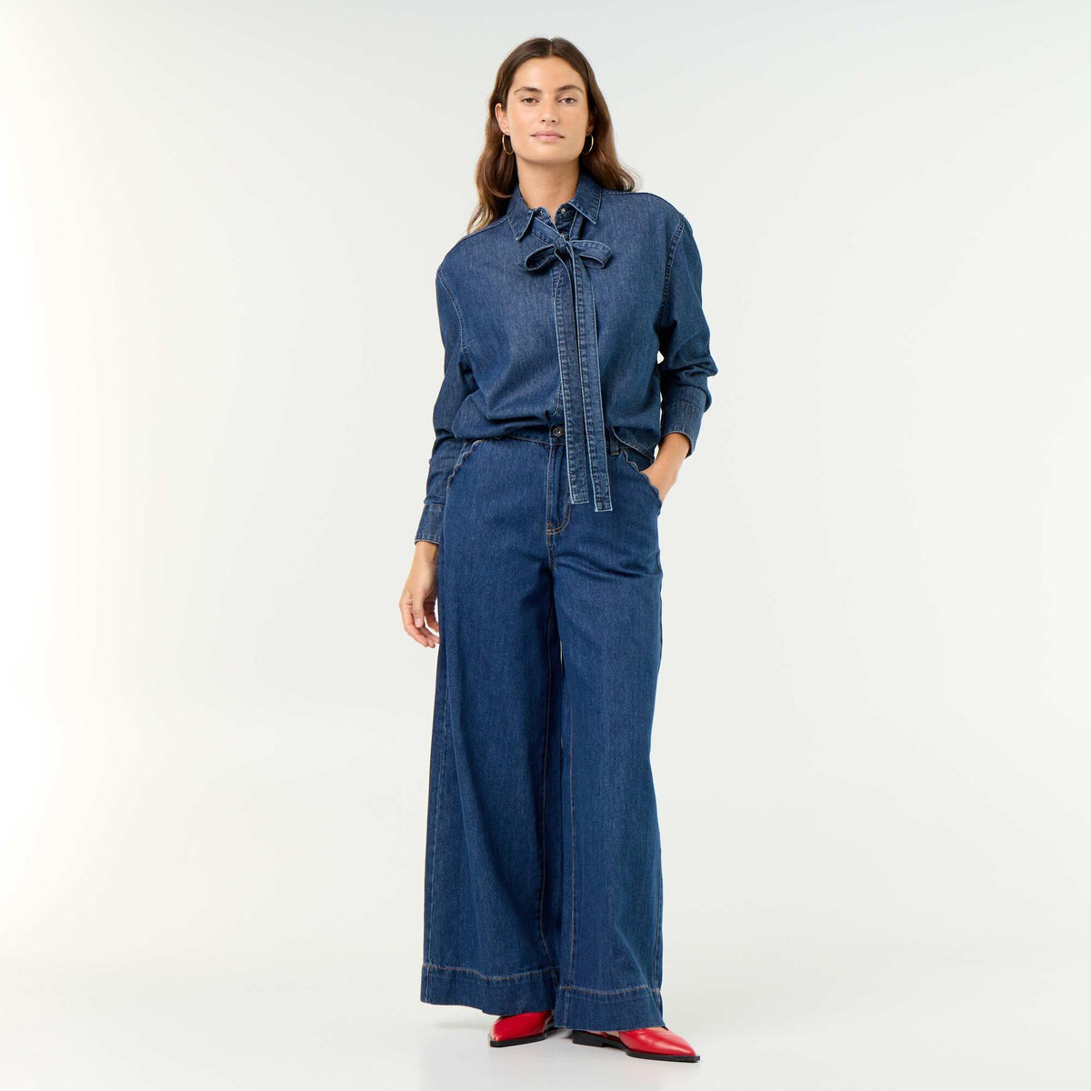 Jean wide leg avec poches découpées BLEU
