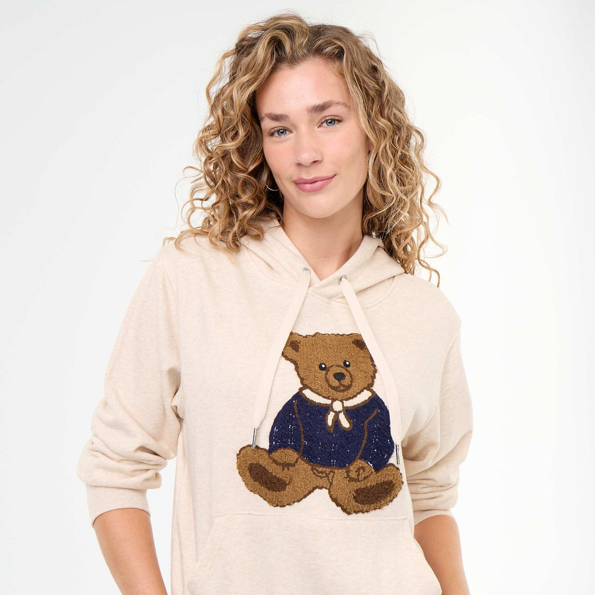 Sweat à capuche avec ours brodé BEIGE