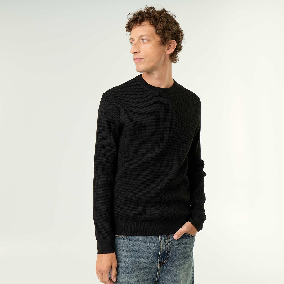 Pull en maille gaufrée à col rond NOIR