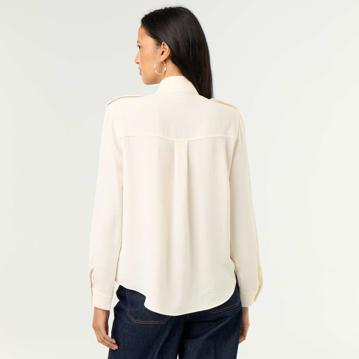 Chemise à col haut et empiècements épaules BLANC