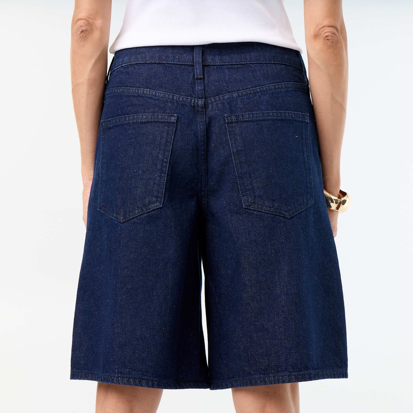 Bermuda en denim coupe genoux BLEU