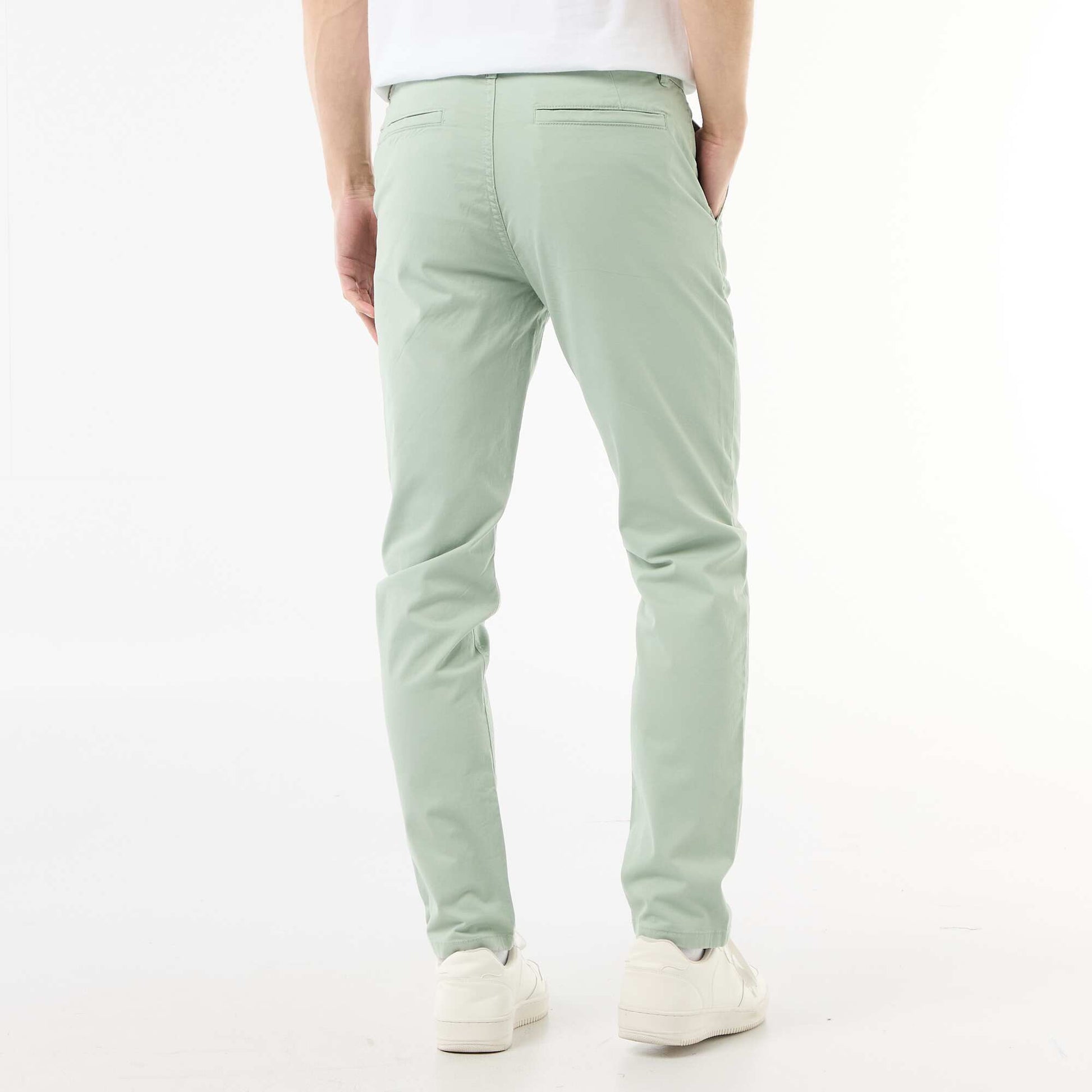 Pantalon chino slim VERT