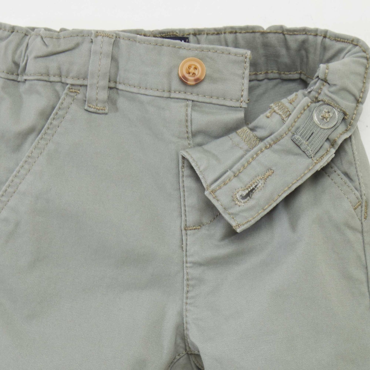 Pantalon chino uni Vert olive